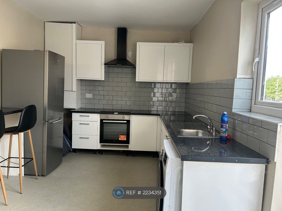 Property photo 3 of 3