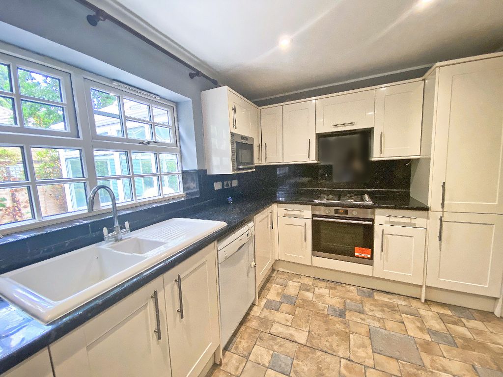 Property photo 2 of 16 2
