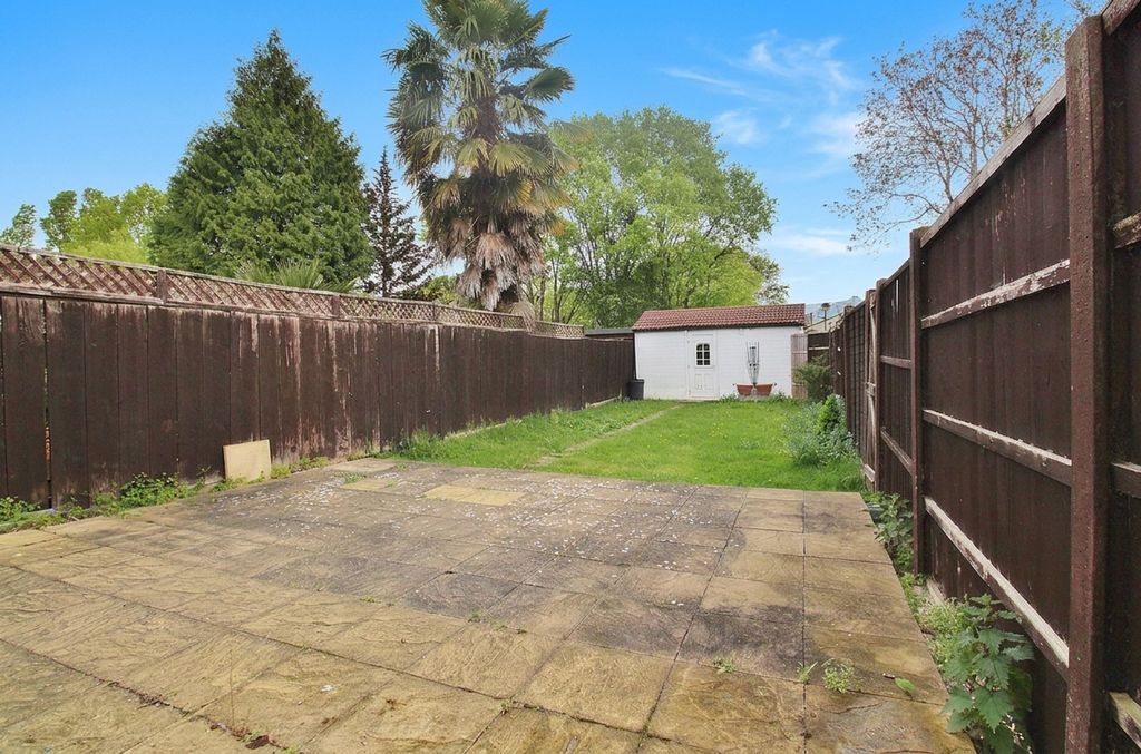 Property photo 3 of 13