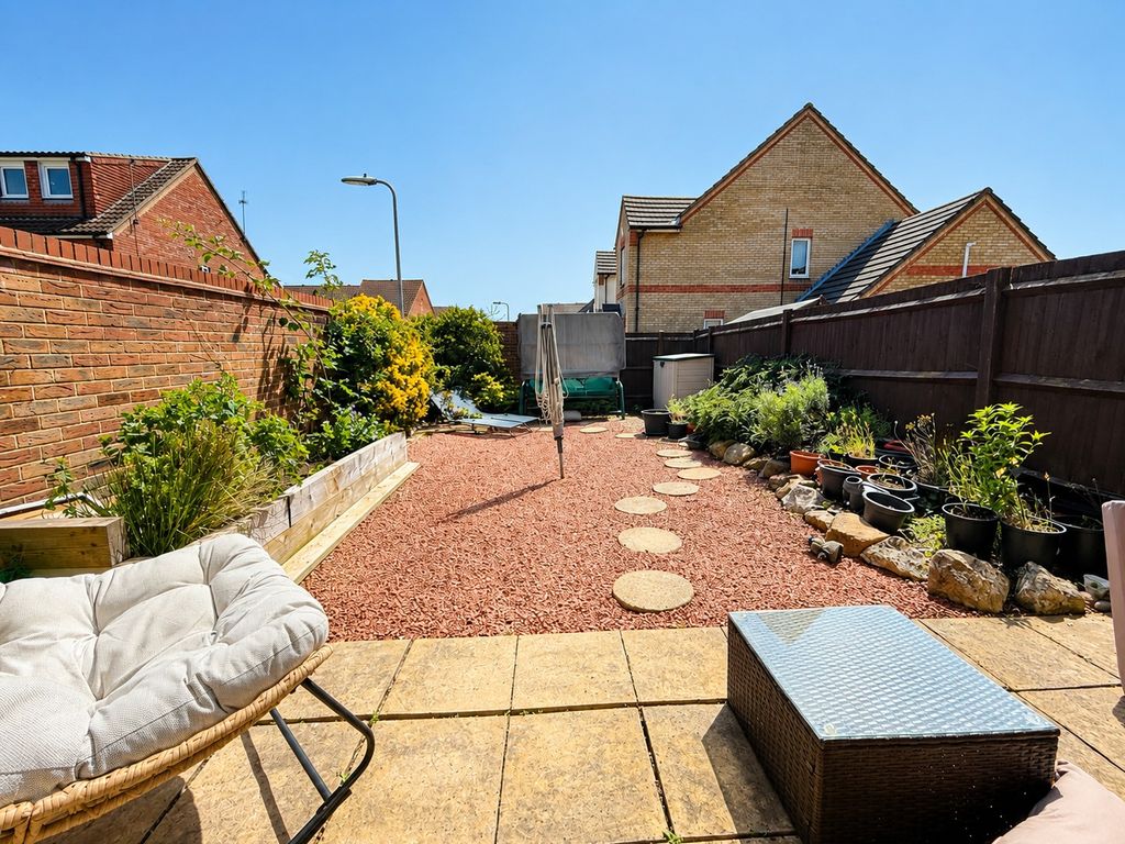 Property photo 2 of 9