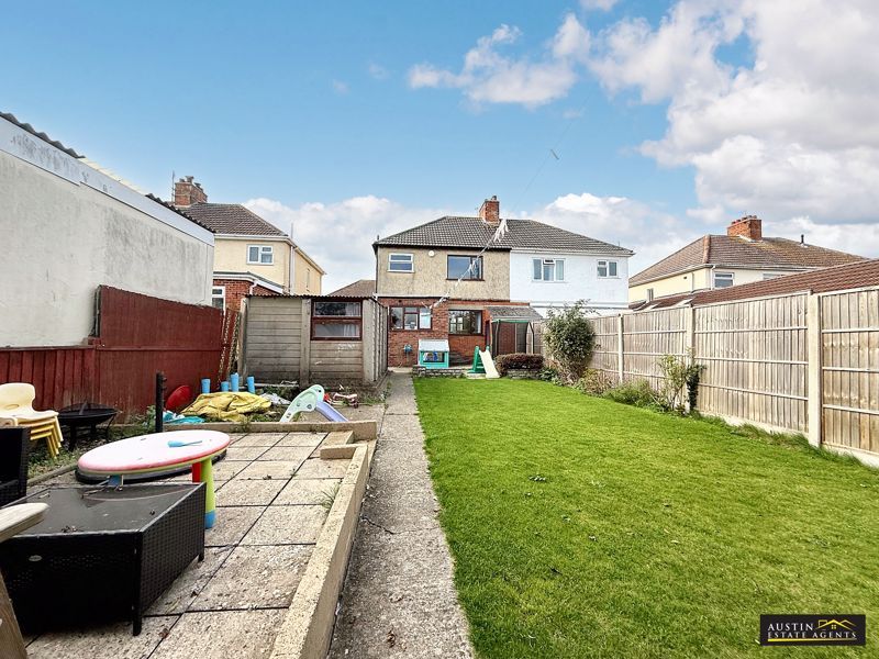 Property photo 3 of 15 Photo 2