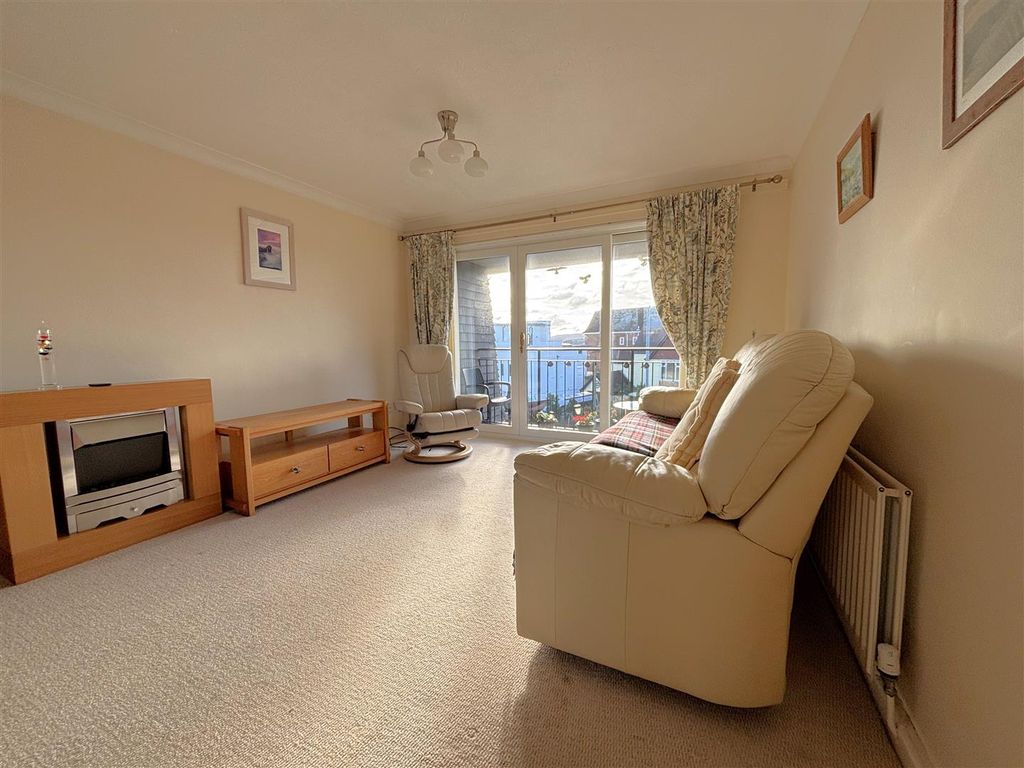 Property photo 3 of 20 3