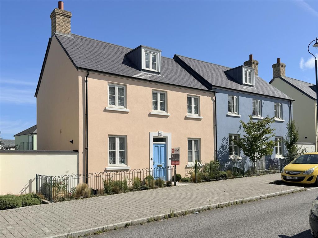 Property photo 1 of 23