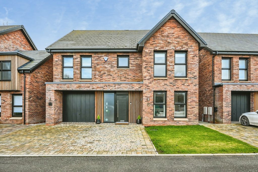 Property photo 1 of 20 Pbox-Img.Jpg