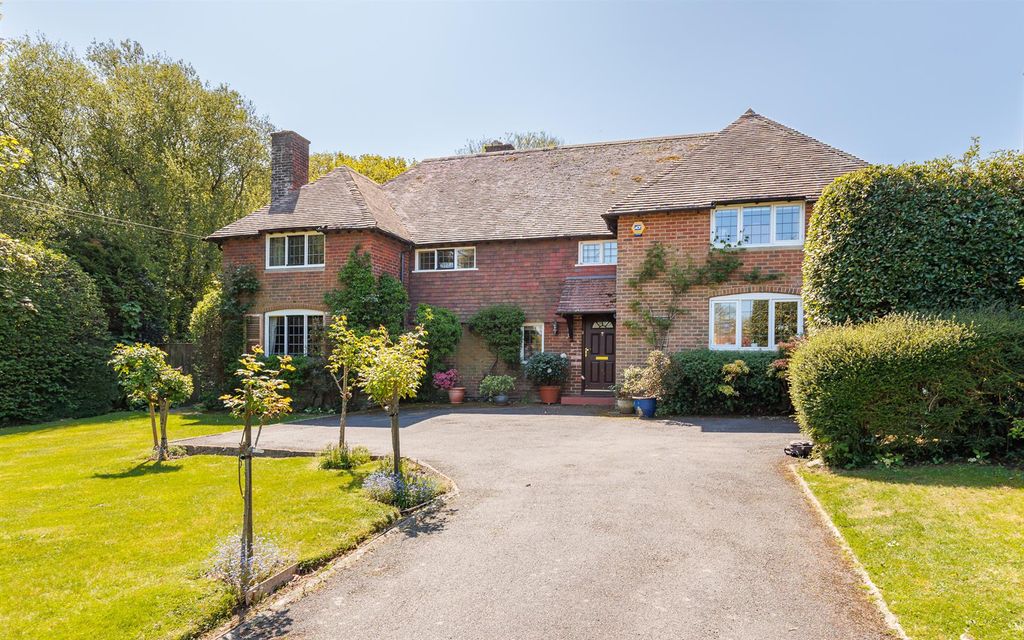 Property photo 1 of 29 Woodlands