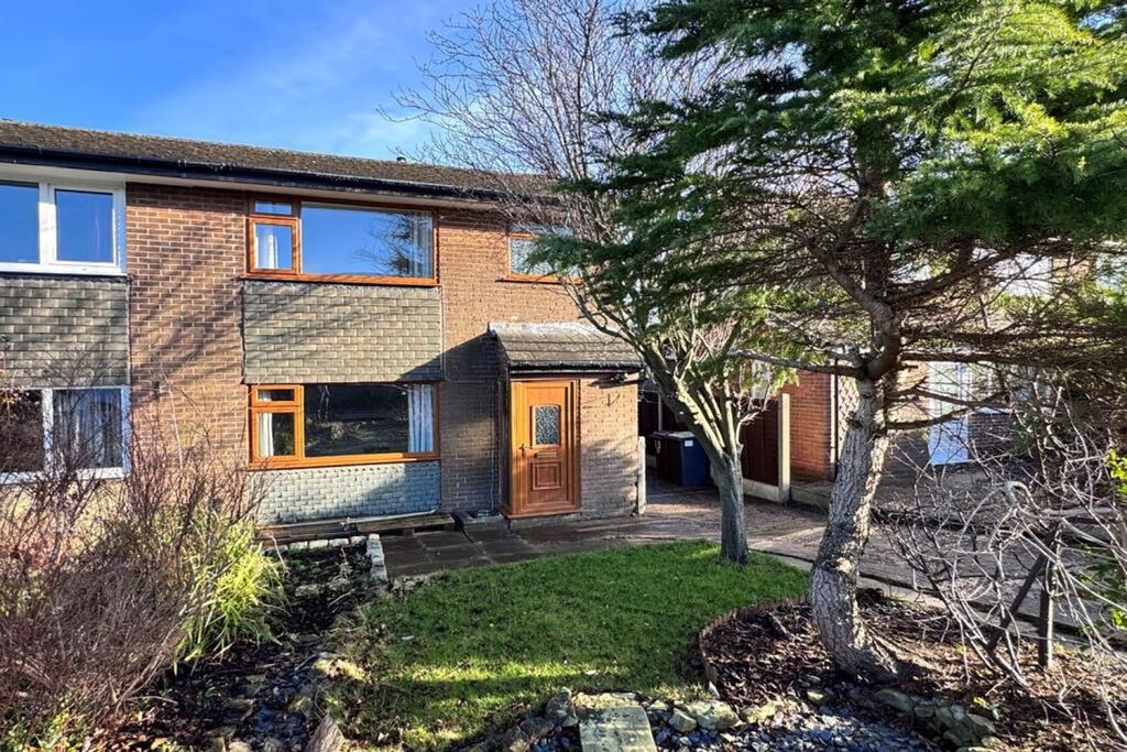 Property photo 1 of 12