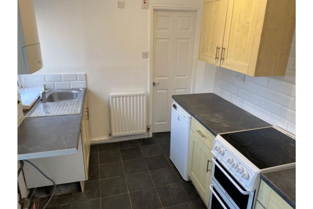 Property photo 3 of 5