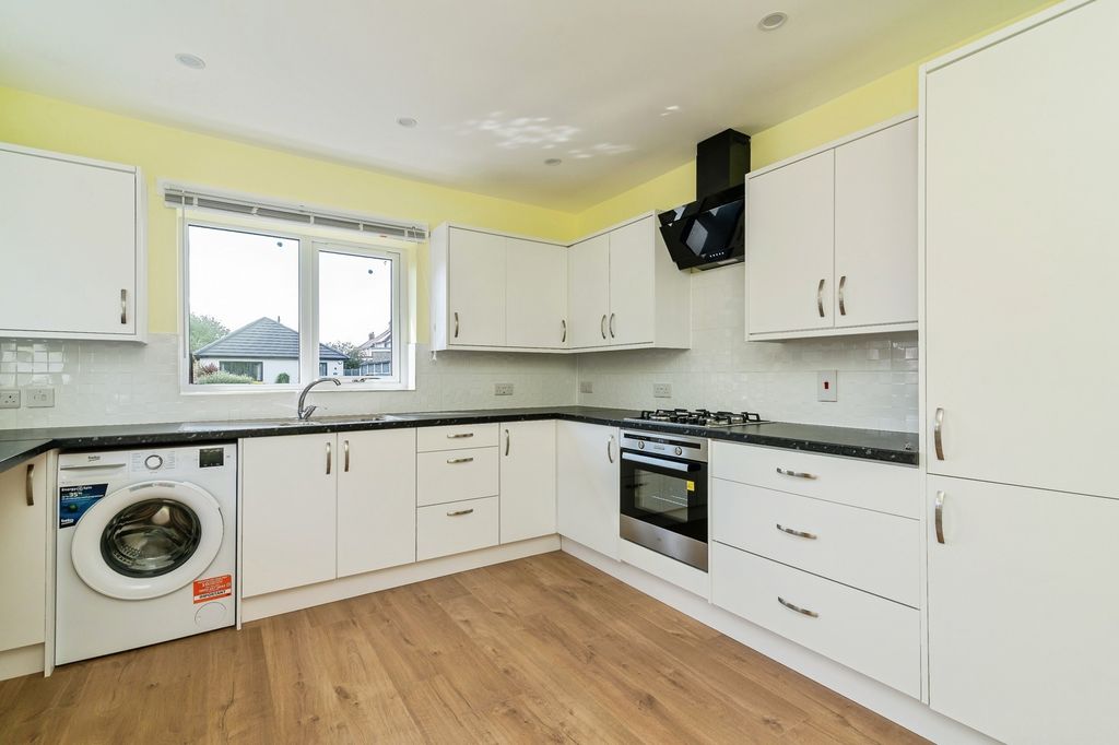 Property photo 3 of 20 Pbox-Img.Jpg