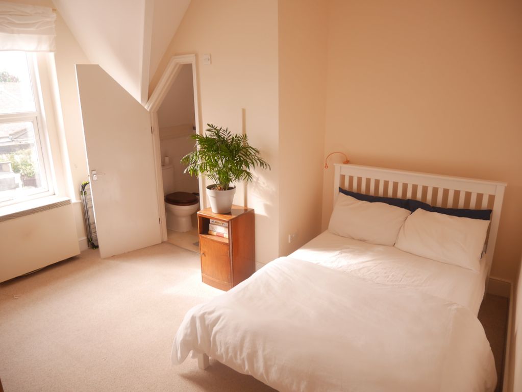 Property photo 2 of 6 P1070260