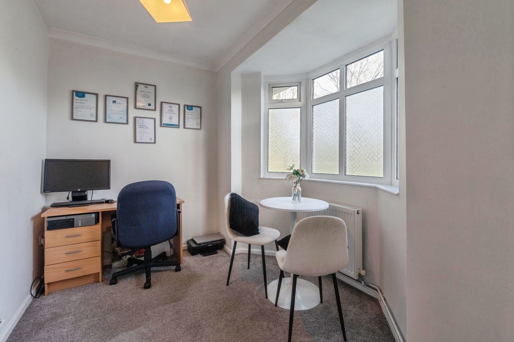 Property photo 2 of 20 Home Office