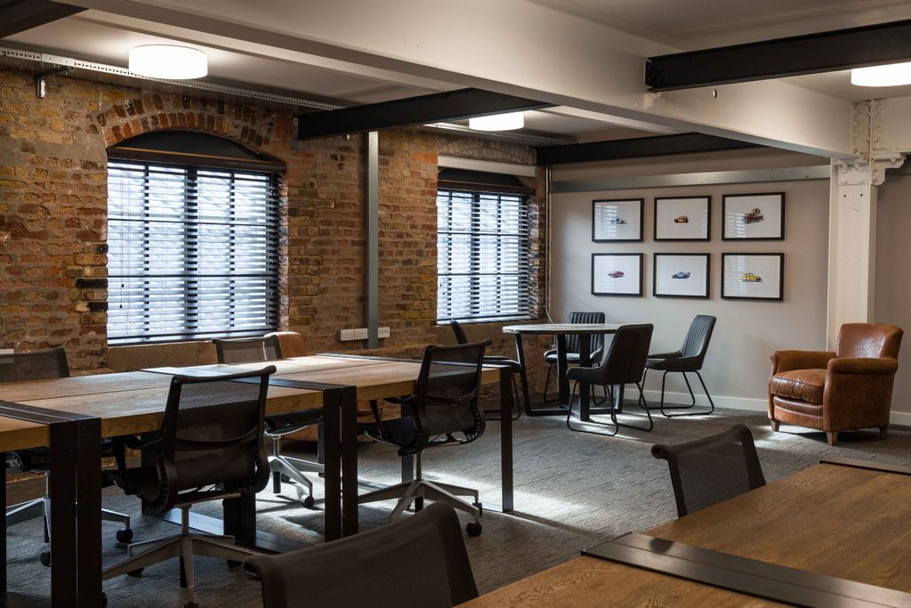 Property photo 3 of 7