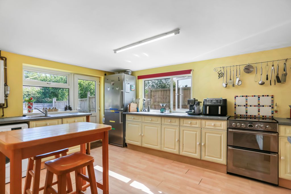 Property photo 3 of 14 296A6274