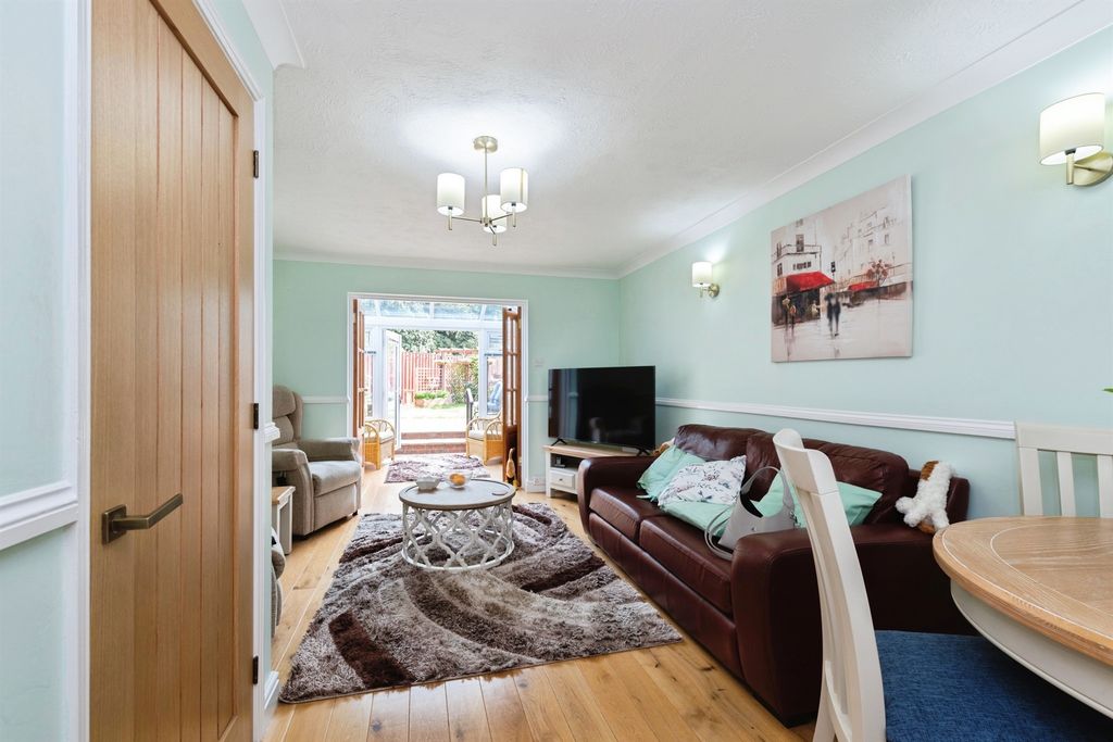 Property photo 2 of 15