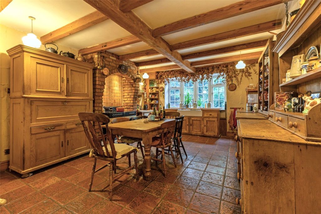 Property photo 3 of 15 Kitchen