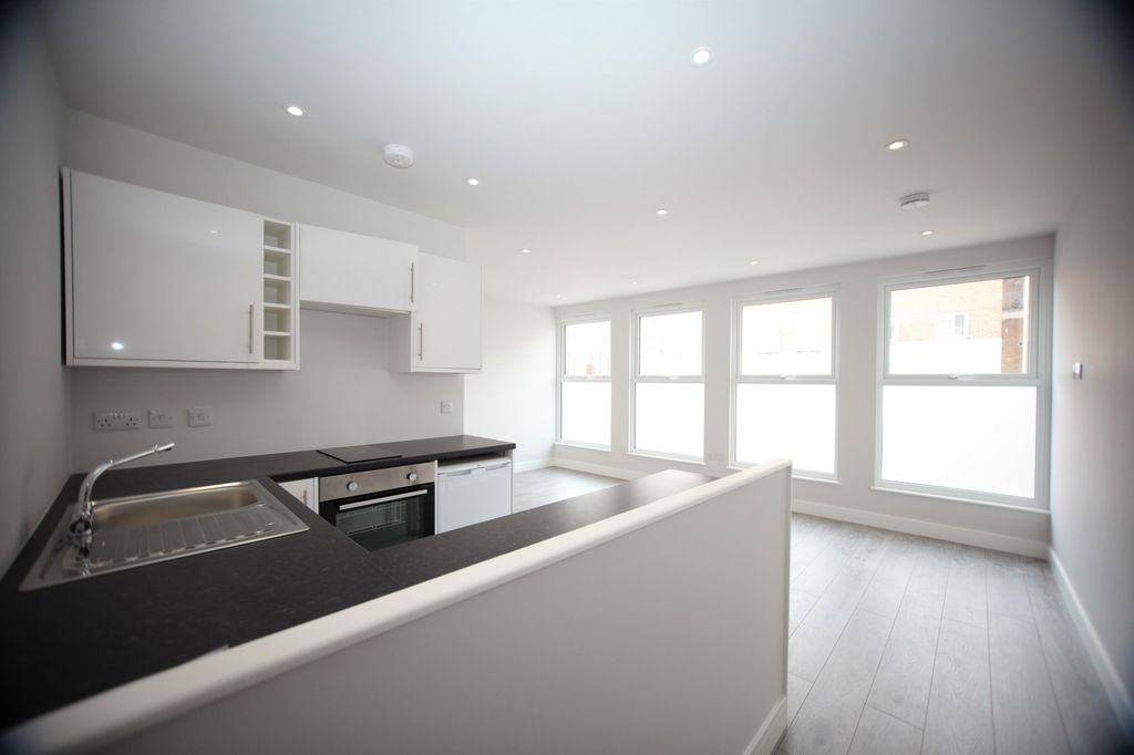 Property photo 2 of 3 (Main)