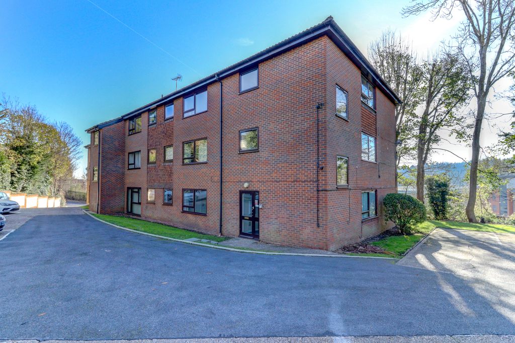 Property photo 1 of 9 Picture No. 06