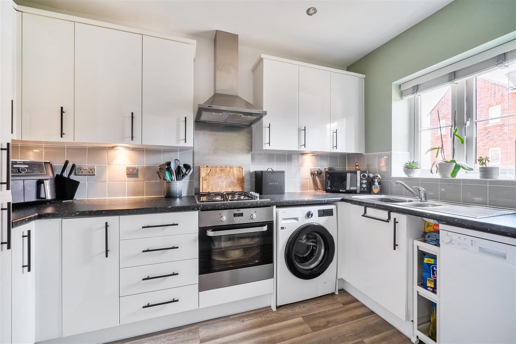 Property photo 2 of 14 2.Jpg