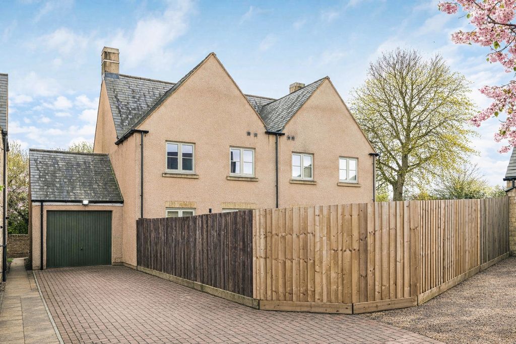 Property photo 1 of 15 Picture No. 37