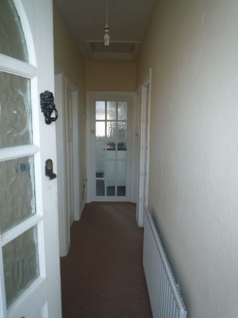 Property photo 3 of 8 002