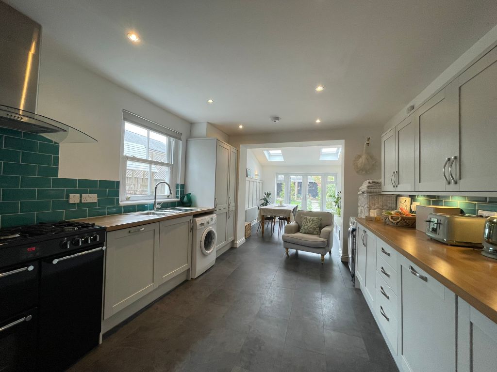 Property photo 2 of 28 Img_3648