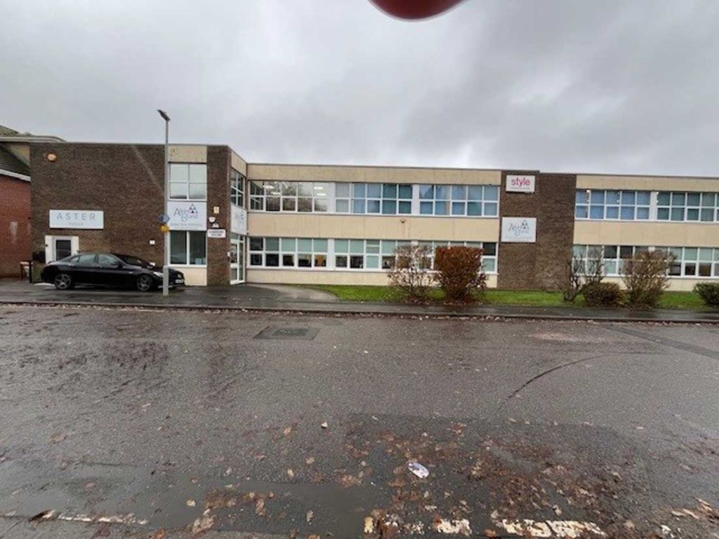 Property photo 2 of 6