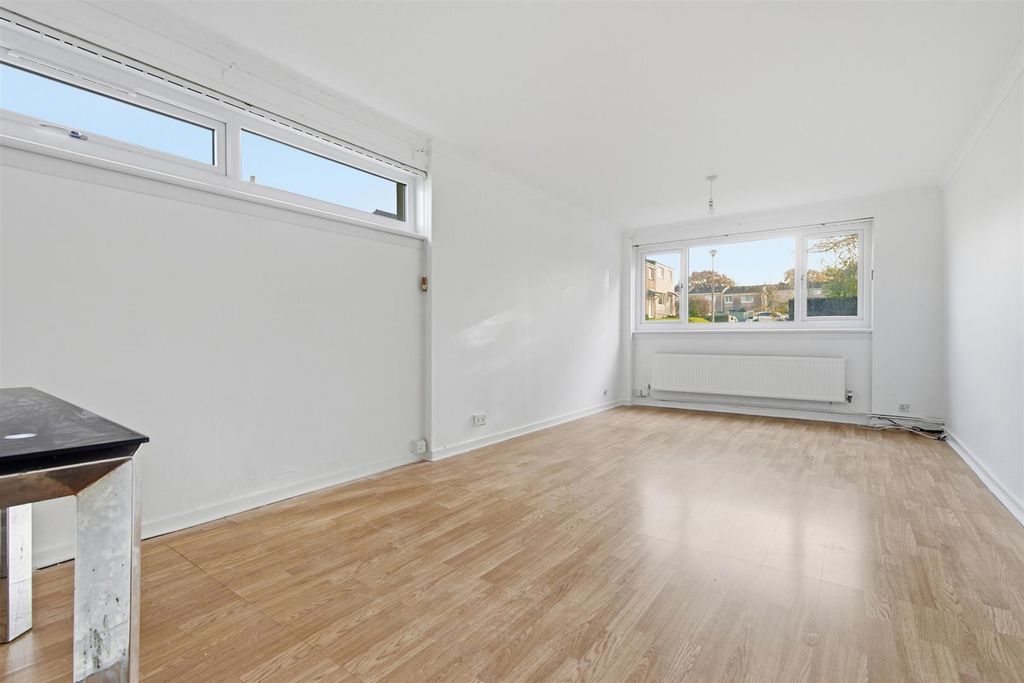 Property photo 3 of 11 Img_2295.Jpg