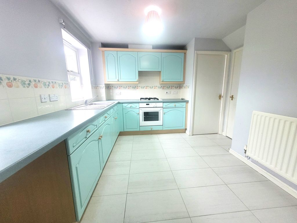 Property photo 2 of 15 Bedroom