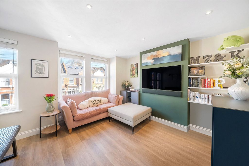 Property photo 2 of 14 Picture No. 45