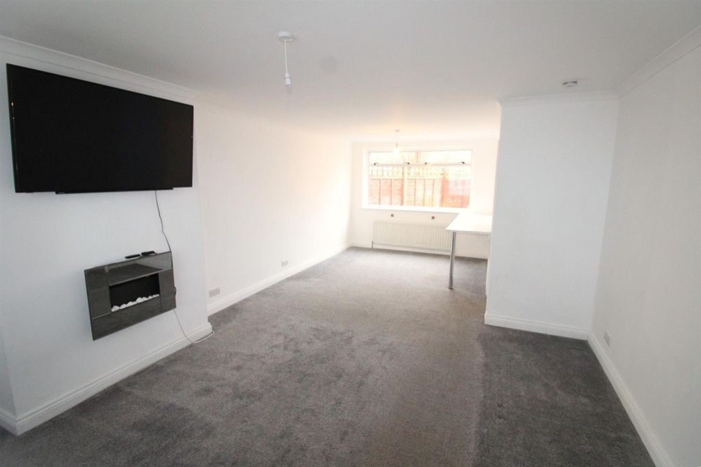 Property photo 2 of 11 Img_0899.Jpg