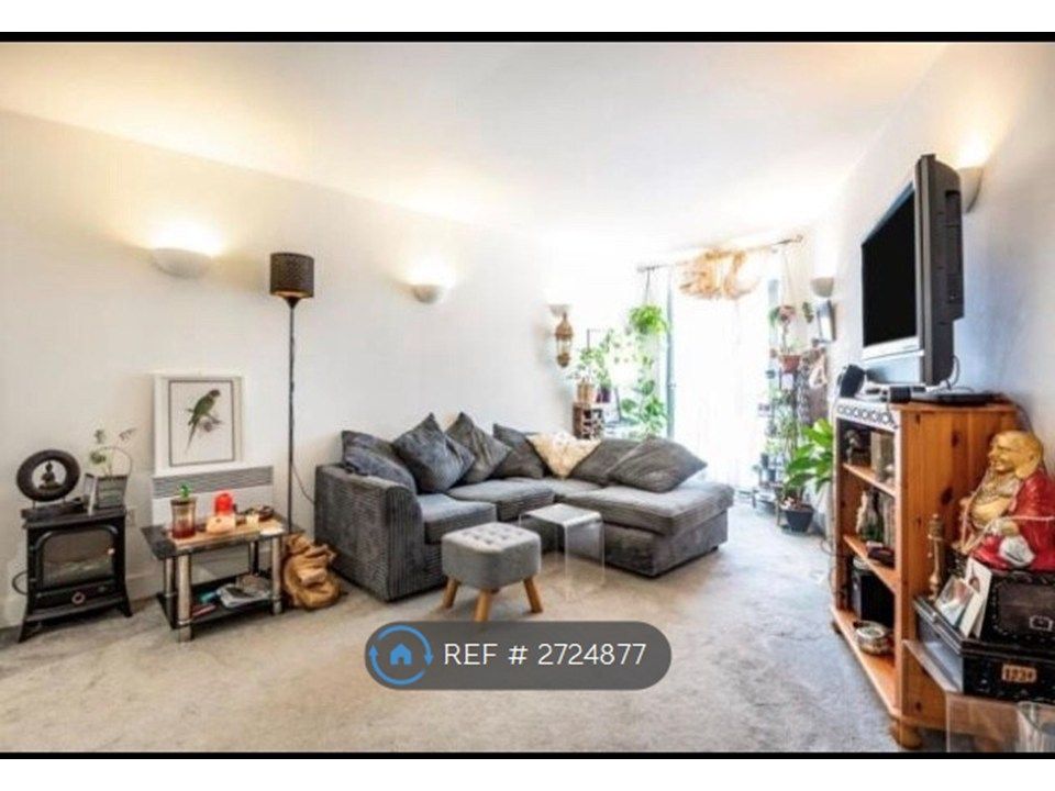 Property photo 3 of 7