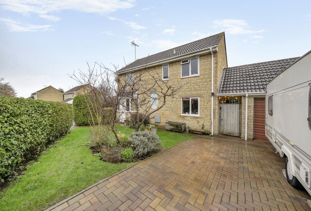 Property photo 1 of 25 1409584-21-698B4A...