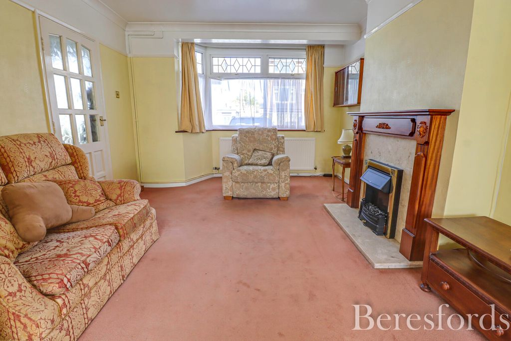 Property photo 3 of 21 Picture No. 02