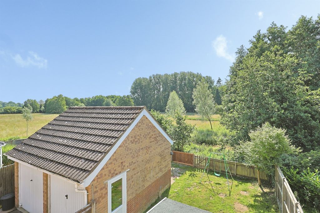 Property photo 2 of 16