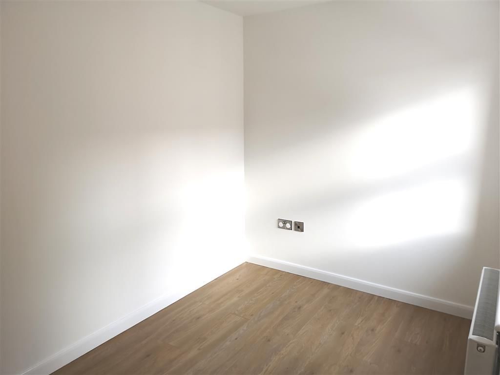 Property photo 2 of 6 Bedroom 2