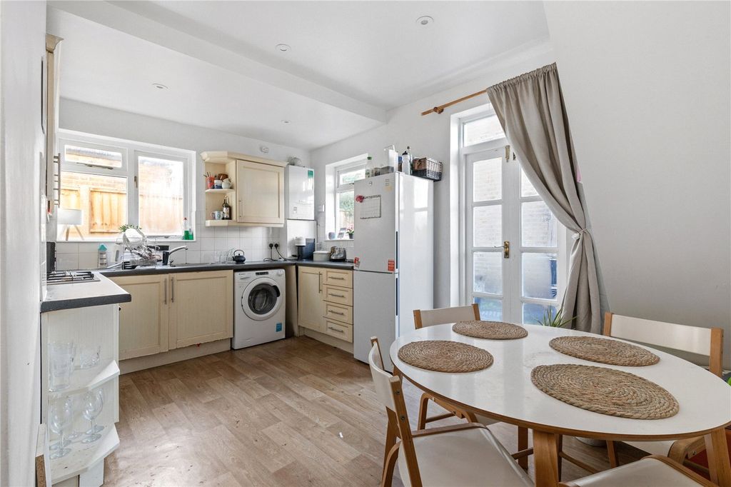 Property photo 3 of 12 Picture No. 07