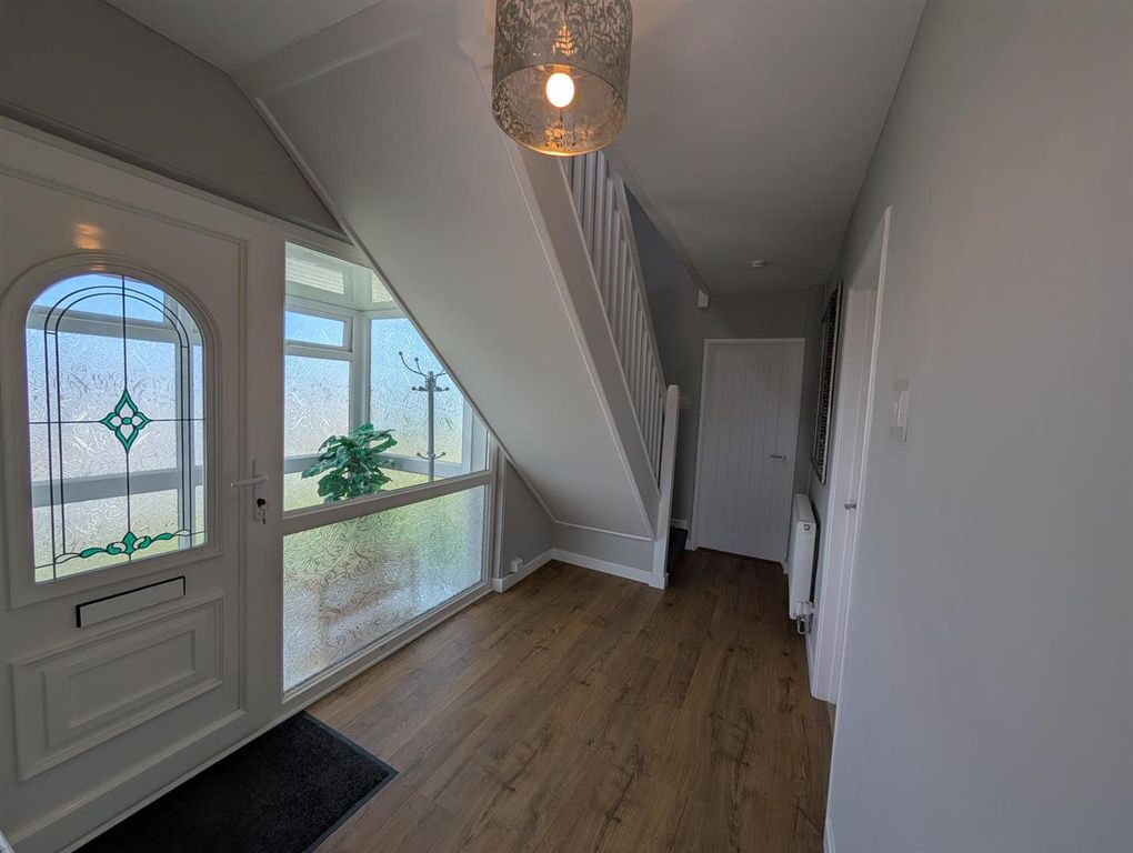 Property photo 2 of 15 1000033106.Jpg