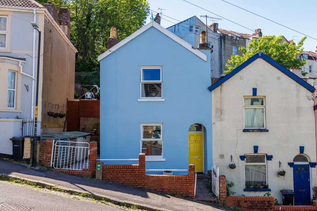 Property photo 2 of 20 42 Park Street, Bs4-1.Jpg