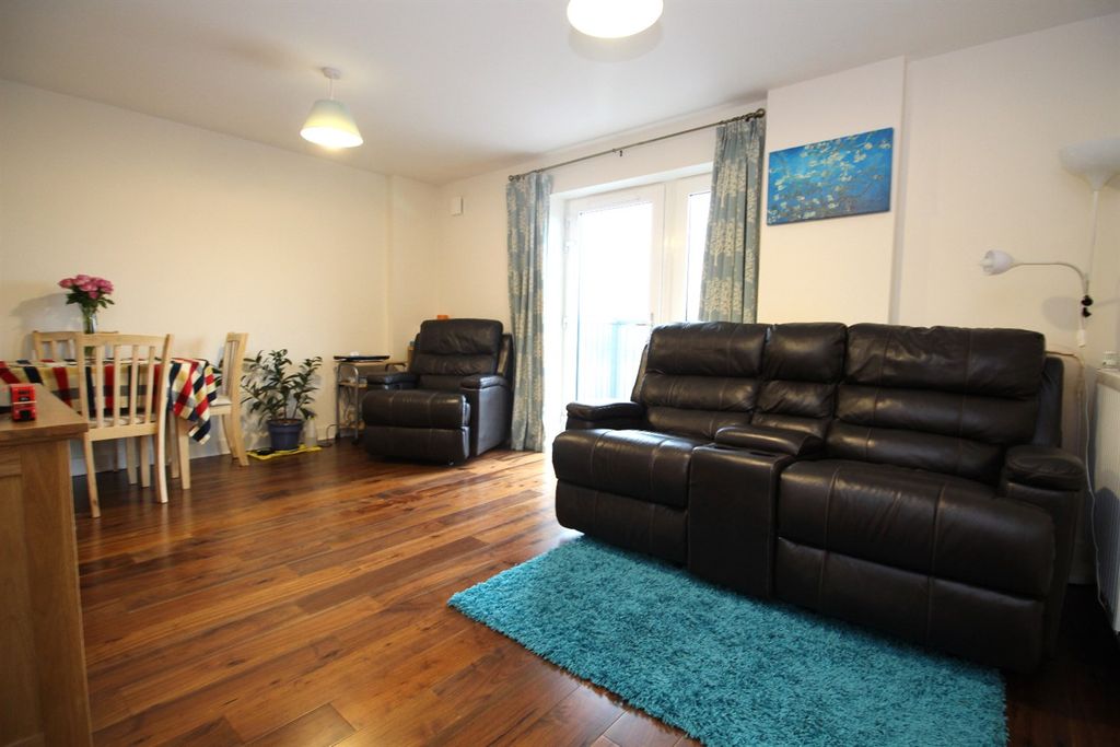 Property photo 1 of 10 1
