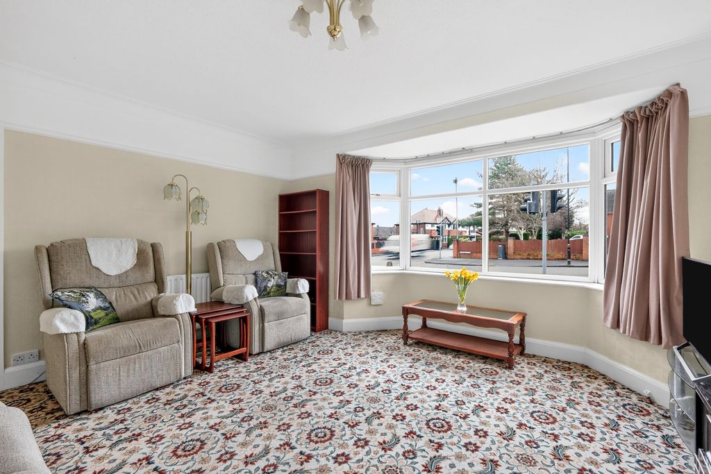 Property photo 3 of 20