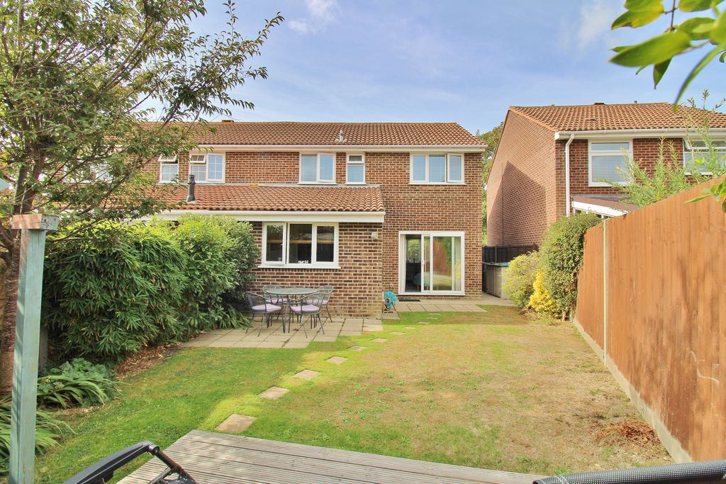 Property photo 3 of 29