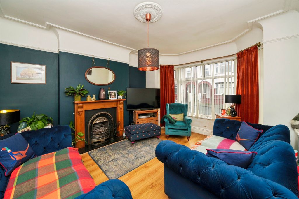 Property photo 2 of 21