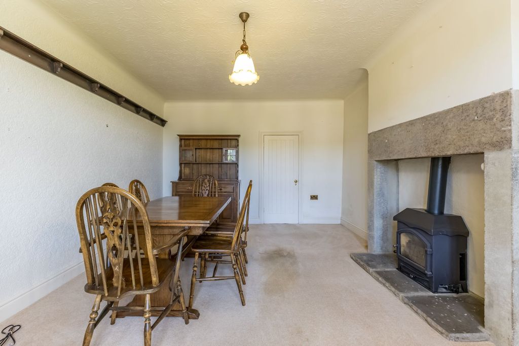 Property photo 3 of 22 Dining Room