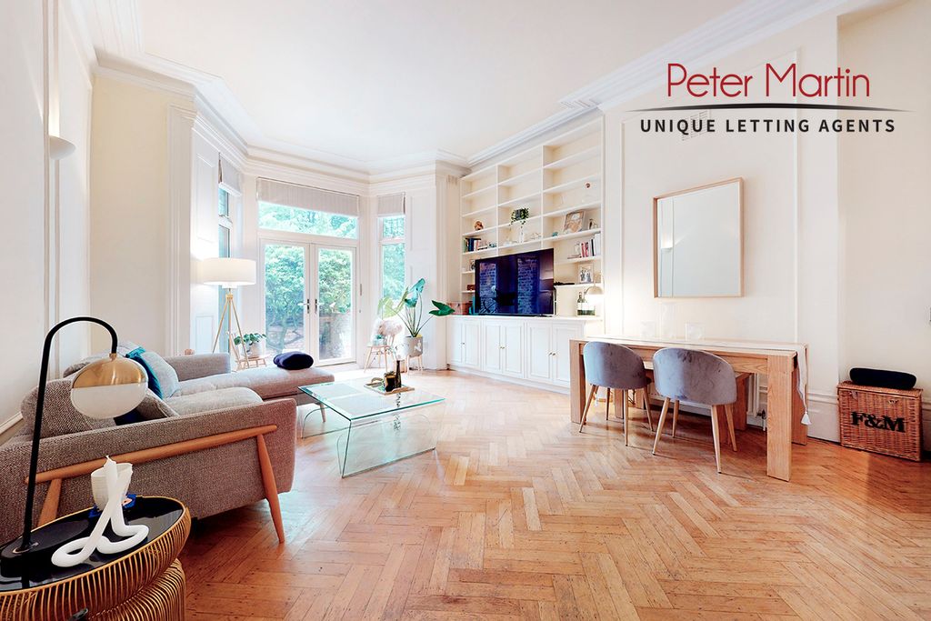 Property photo 1 of 9 Photo 4