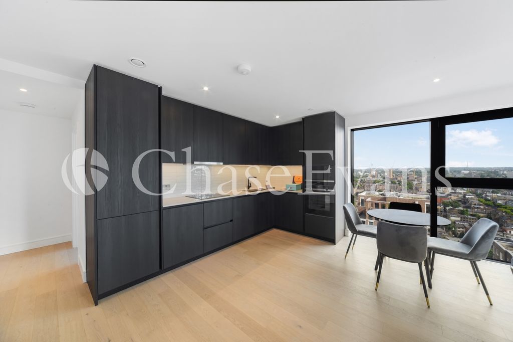 Property photo 3 of 16 Living