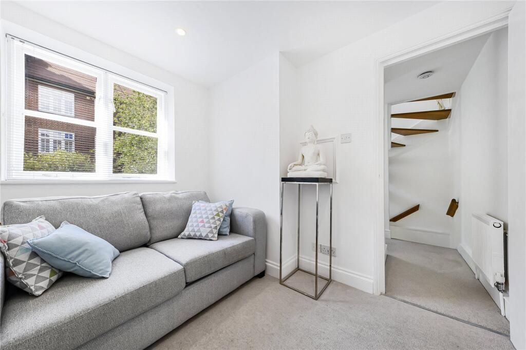Property photo 1 of 7 49006_Hal230064_L_Img_06_0000