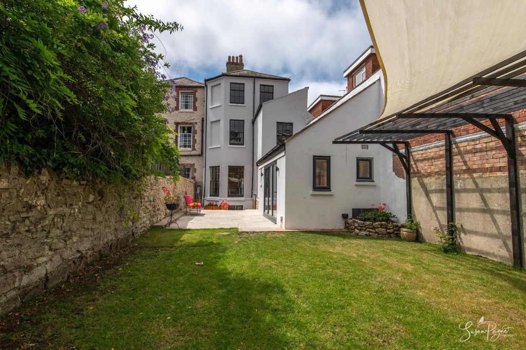 Property photo 1 of 61 Welcome To Morningside
