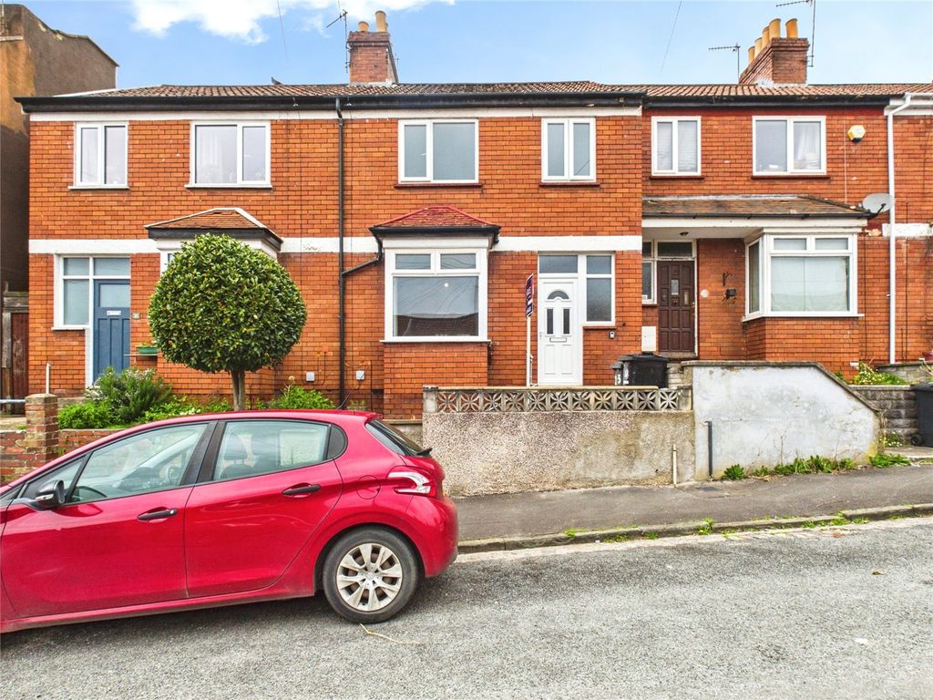 Property photo 2 of 19 Picture No. 04