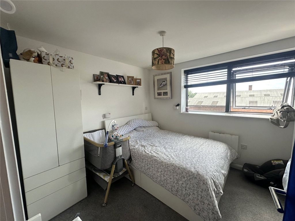 Property photo 3 of 16 Picture No. 03