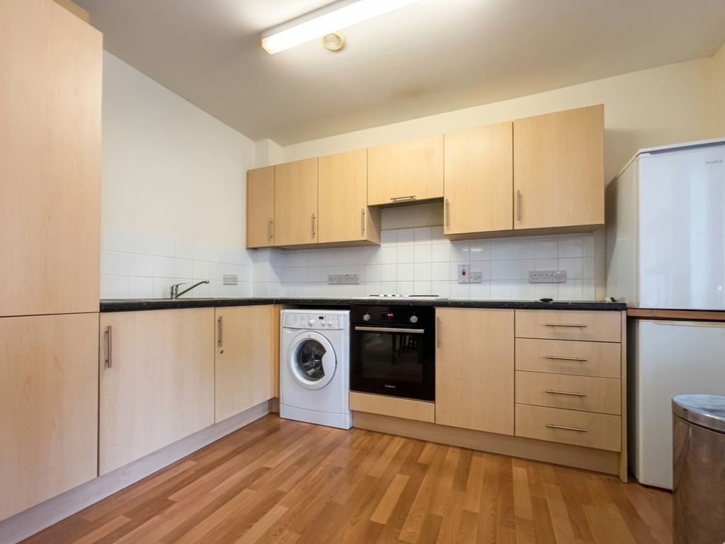Property photo 2 of 9