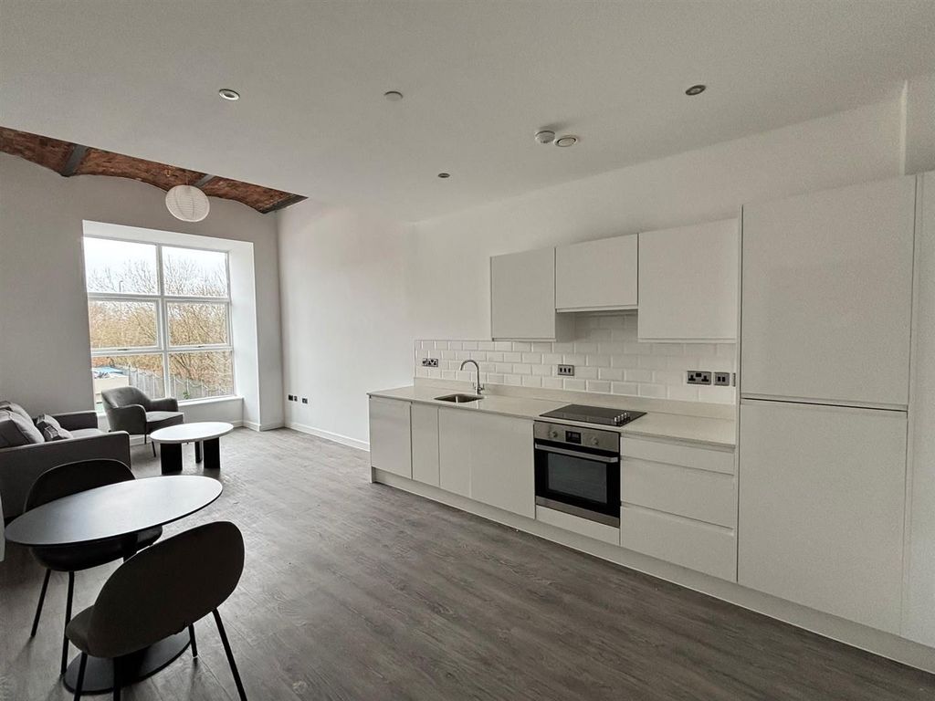 Property photo 3 of 15 Img-20250205-Wa0022